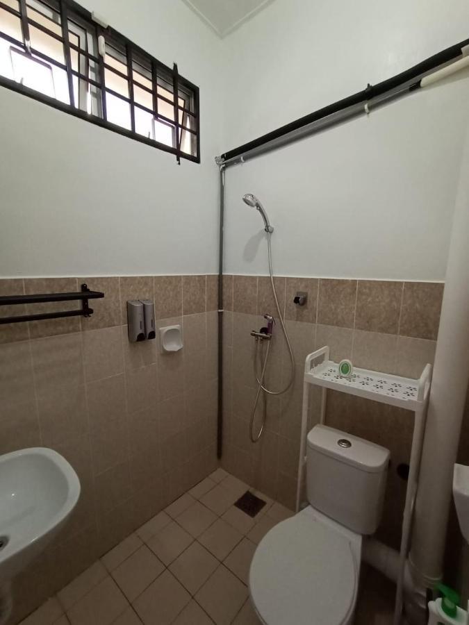 The Handz House II With Wifi - For Family Or Same Gender Only Kepala Batas  Eksteriør billede