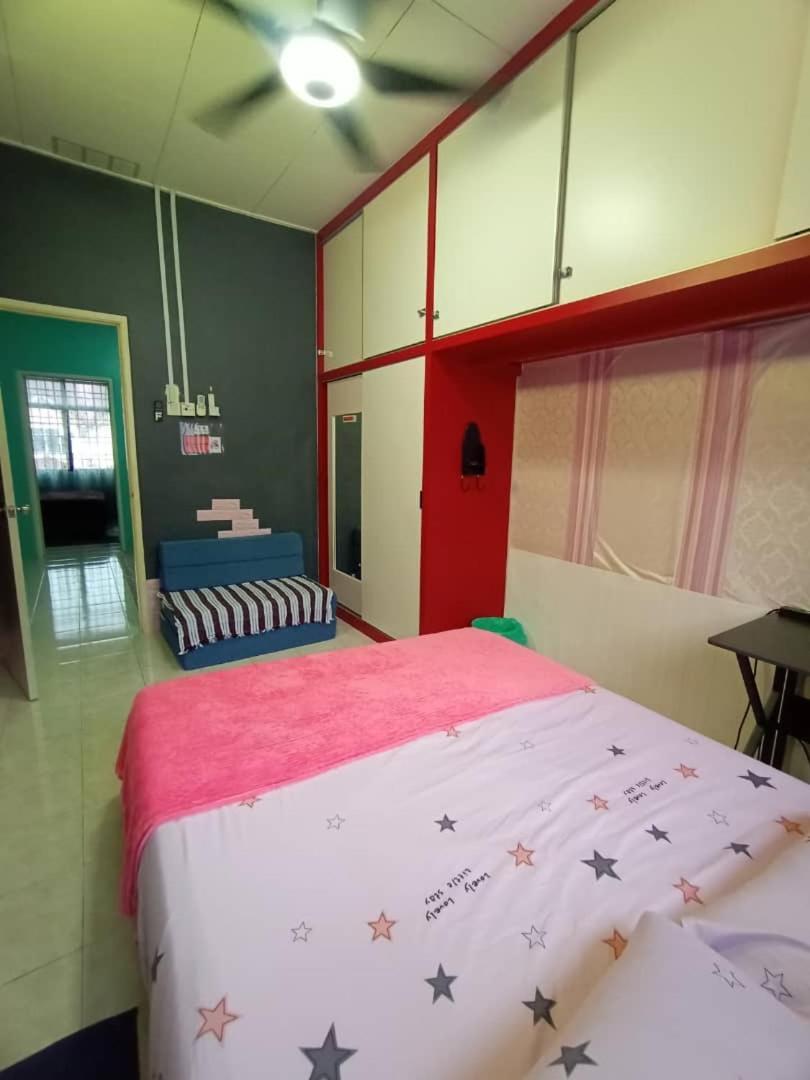 The Handz House II With Wifi - For Family Or Same Gender Only Kepala Batas  Eksteriør billede